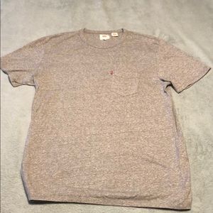 Levi’s men’s Large T shirt GREAT Condition